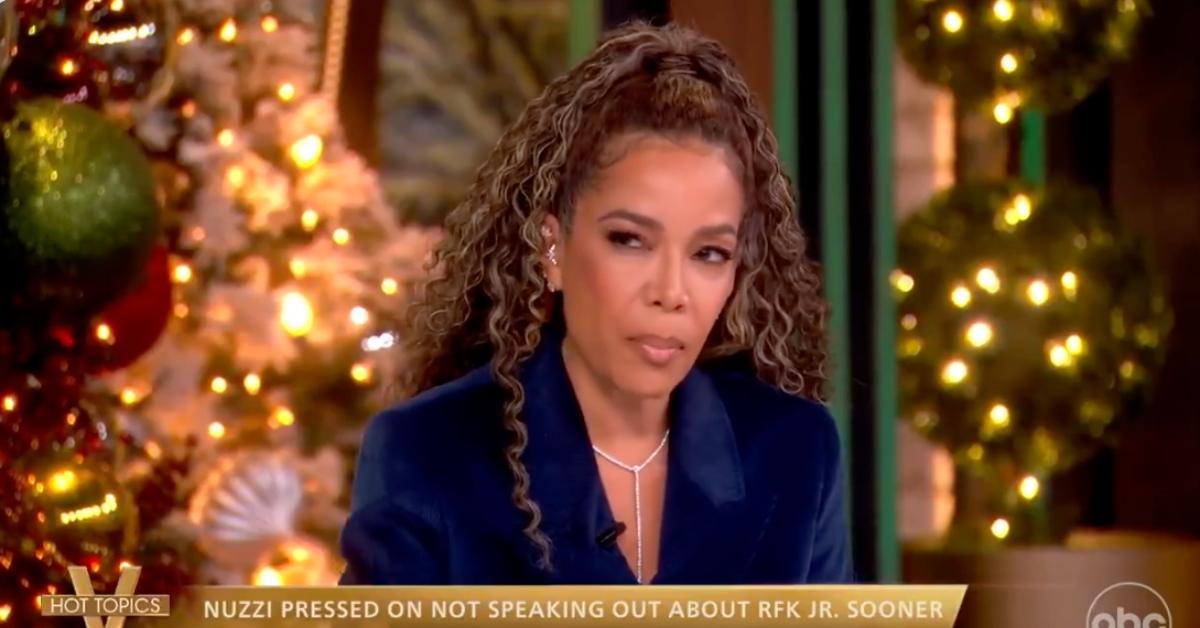Photo of The View's Sunny Hostin felt Olivia Nuzzi's 'poorly written' book was 'self-serving.'