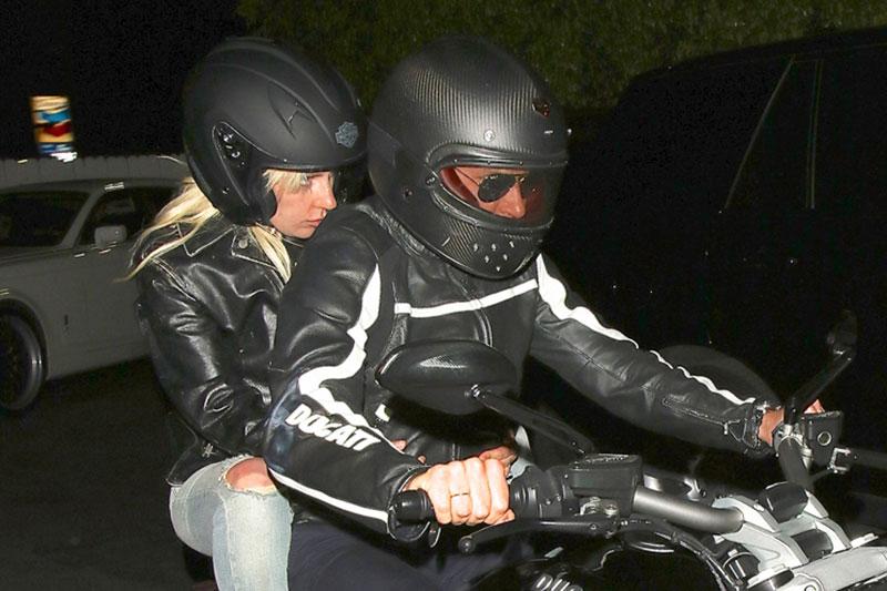 Bradley cooper lady gaga dinner 002