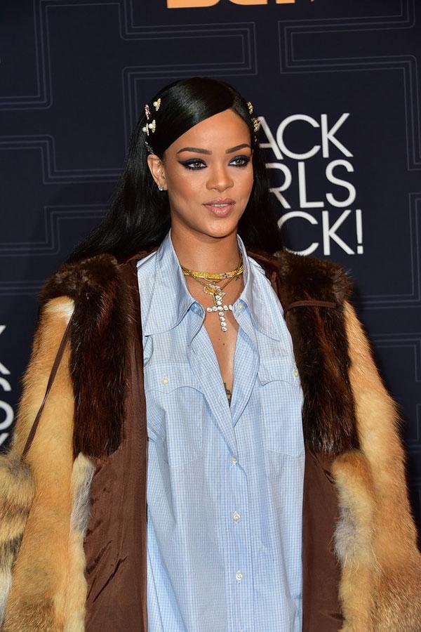 Rihanna_BlackGirlsRock4