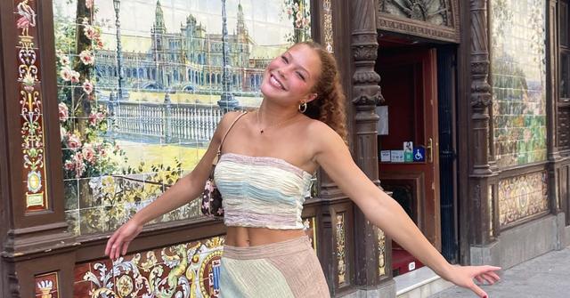 michael strahan daughter isabella bikini brain cancer photos