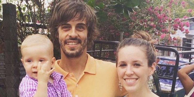 Duggar fans slam derick dillard for calling jazz jennings him hero