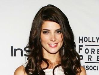 Ashley_greene_dec13.jpg