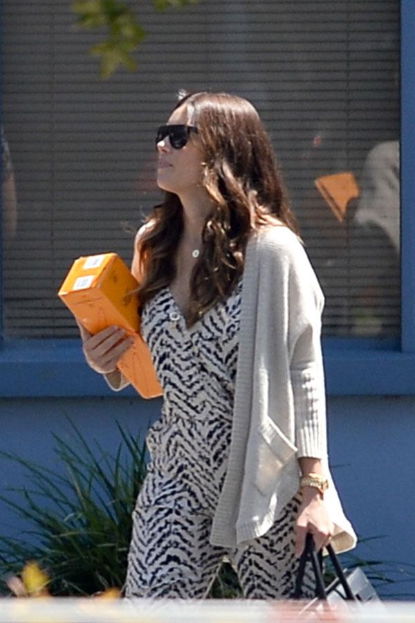 Jessica biel pregnant baby body justin timberlake 04