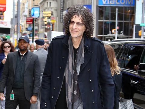 howard stern madonna apologize starting concerts late