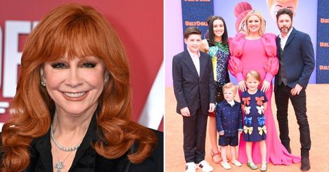 photo of Reba McEntire, Kelly Clarkson, Brandon Blackstock, River Rose and Remington Alexander