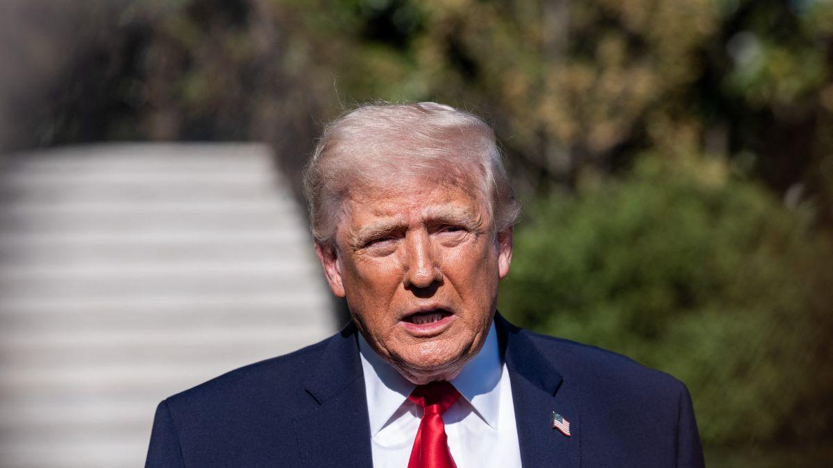 image of The president posted a photo, which he later deleted.