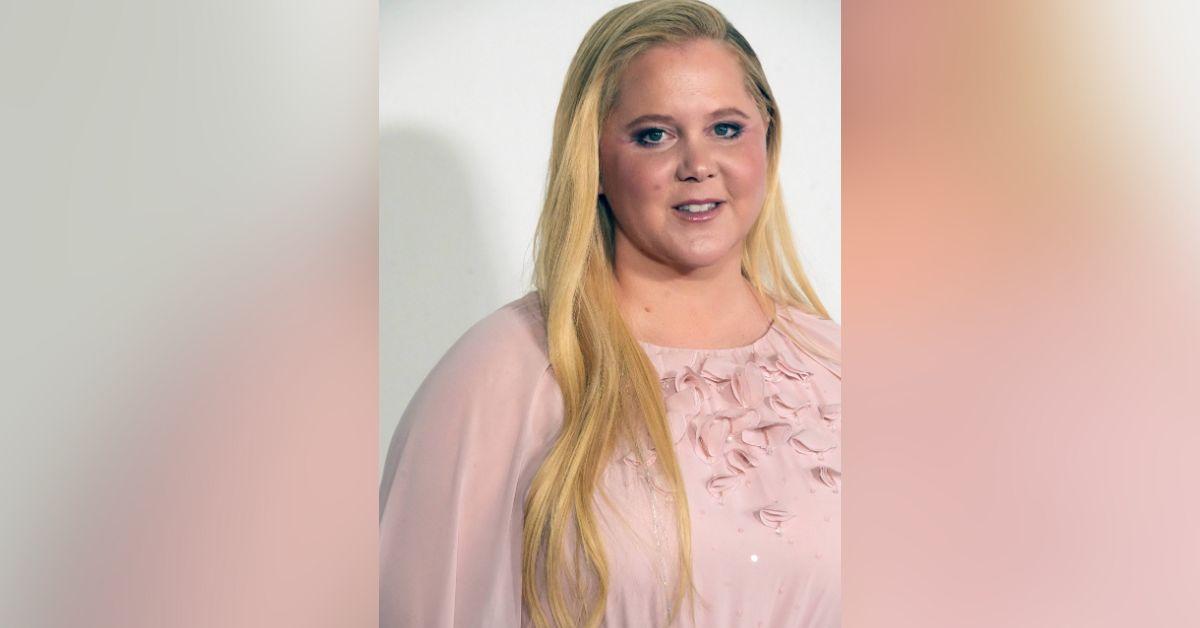 image of Amy Schumer has been showing off her body on Instagram. 