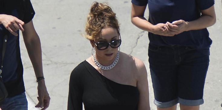 Mariah Carey in italian island of Ponza with twins Monroe and Moroccan