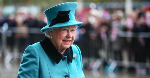 inside queen elizabeth relationships grandchildrenpp