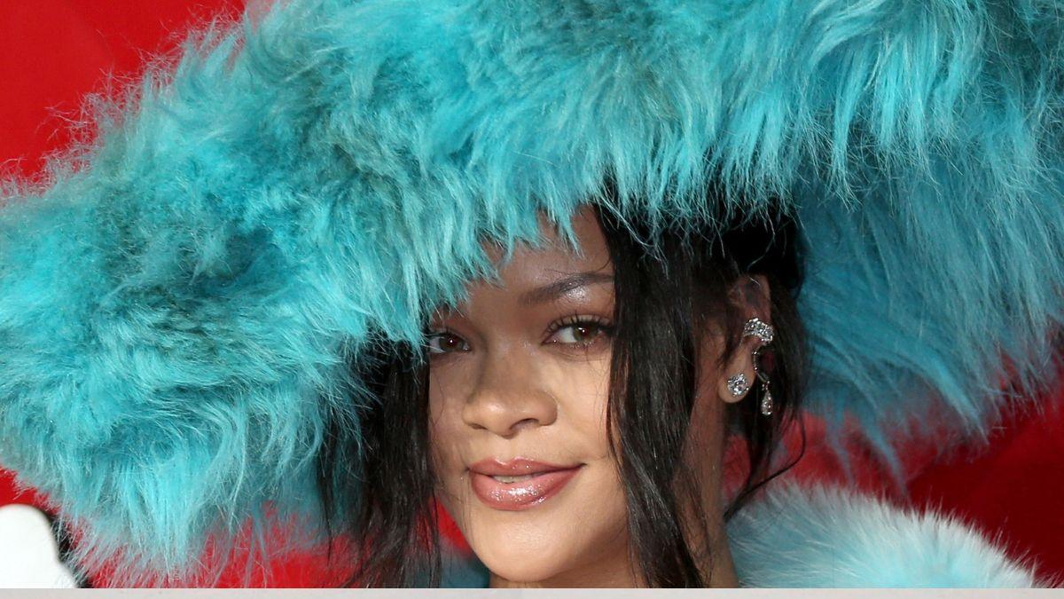 image of Rihanna was home at the time of the incident. 