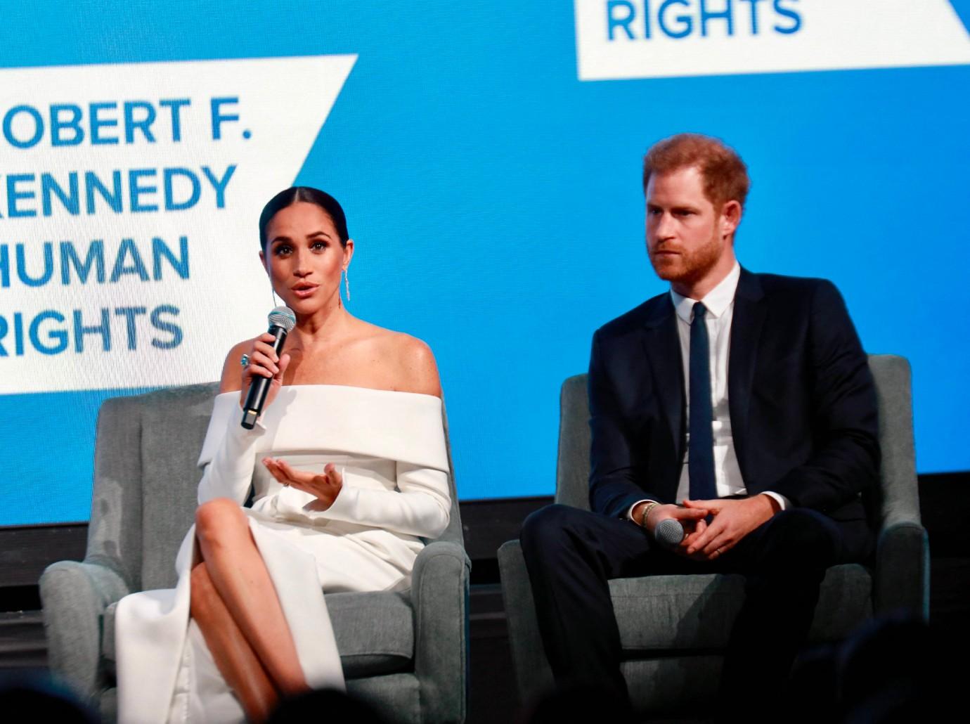 https://media.okmagazine.com/brand-img/6wg47wSqF/0x0/prince-harry-meghan-markle-1685732282111.jpg