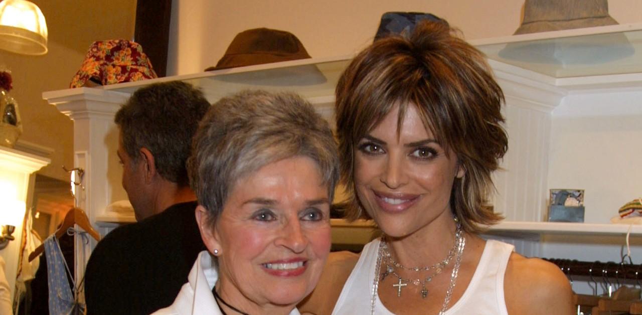 Lisa Rinna Slams RHOBH For Lack Of Tribute To Late Mom Lois picture