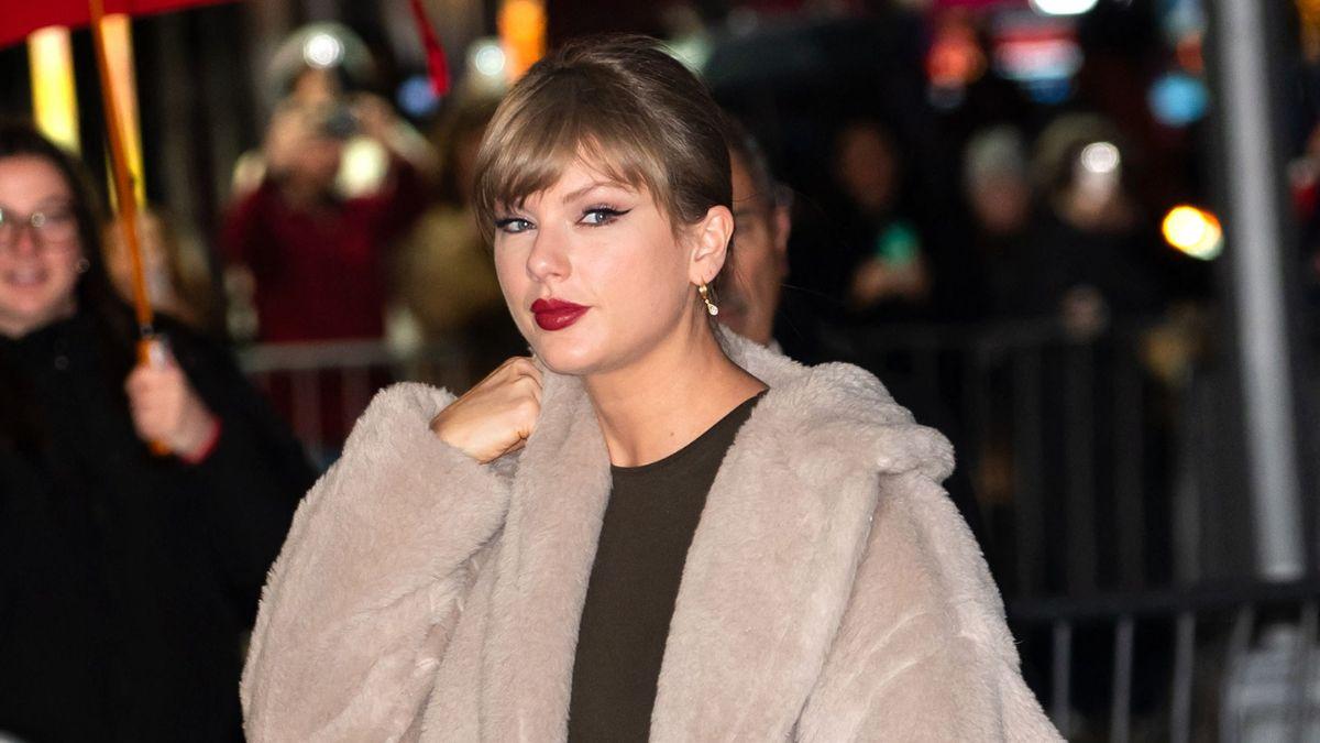 Image of Taylor Swift is feeling 'vulnerable' in the days leading up to her wedding as she feels everybody will 'criticize' her.