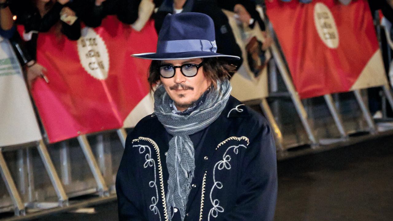 photo of Johnny Depp subtly dissed Donald Trump during a bit at Comic Con.