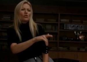 2010__11__Gwyneth_Paltrow_Nov12news 300×215.jpg