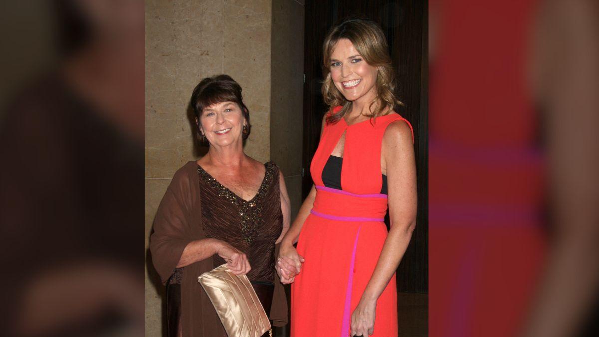 Nancy Guthrie,Savannah Guthrie.