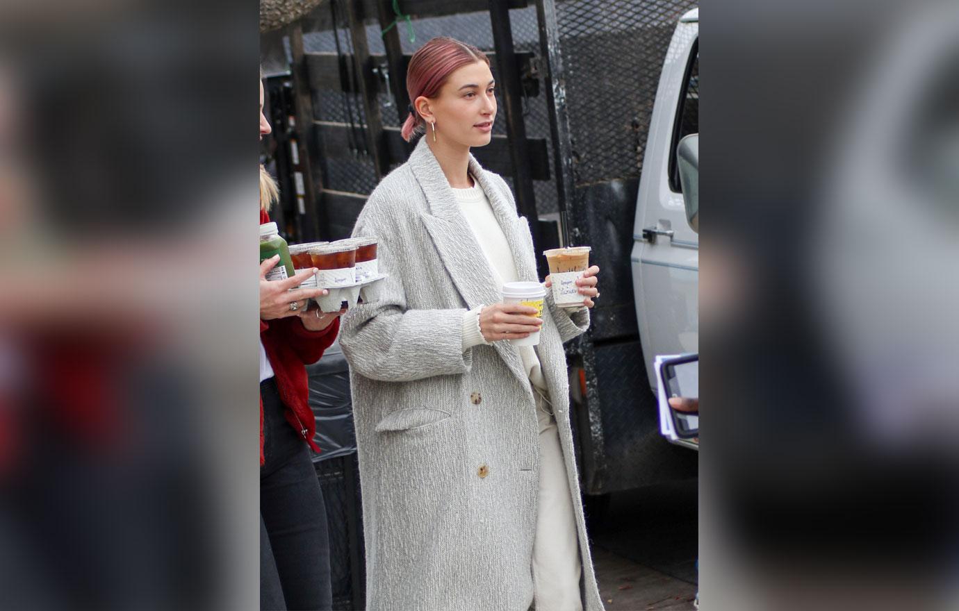 Hailey Baldwin Pink Hair Coffee 6