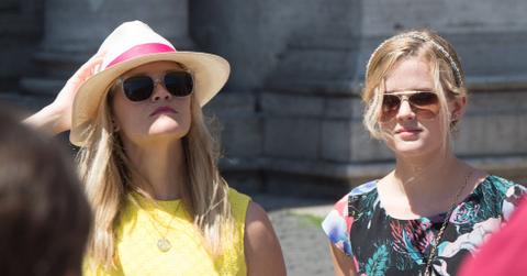 Reese Witherspoon Tours Rome With Ava & Mother