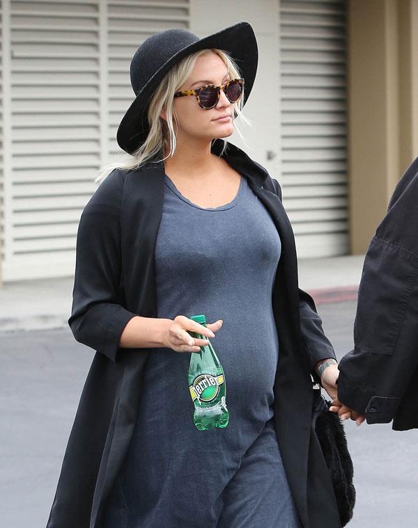 Pregnant ashlee simpson evan ross matching outfits fame 02