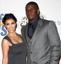 2010__01__kim_kardashian_jan19news 216×225.jpg