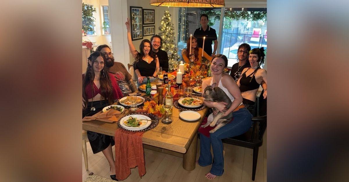 image of Bella Thorne wants to blend Latin and British traditions for their wedding.