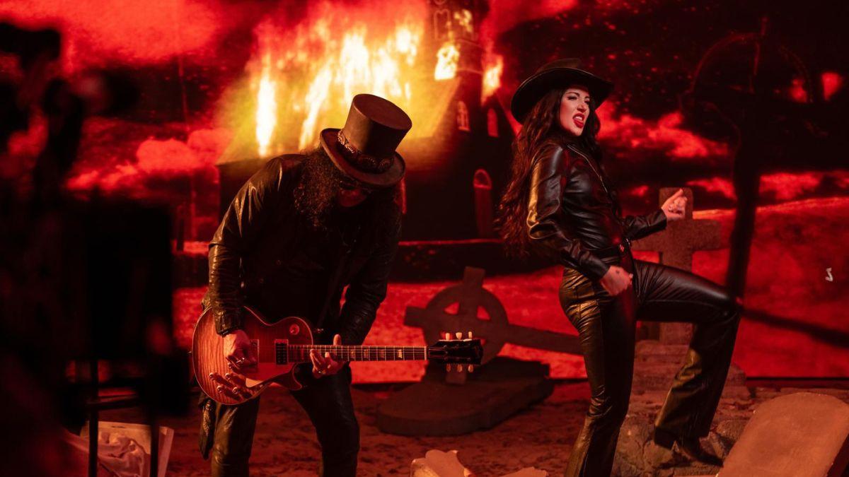 Image of Dorothy Martin has collaborated with famed artists like Dolly Parton and Slash.