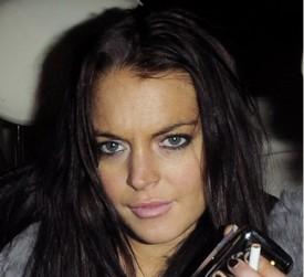 2010__04__Lindsay_Lohan_April28news 275×300.jpg