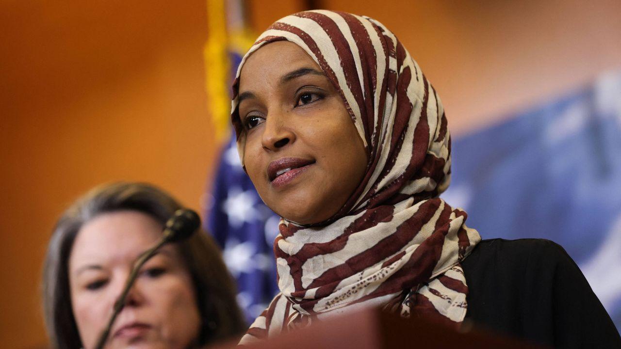 Photo of Reporting suggests the raid is tied to accusations Omar's father committed fraud.
