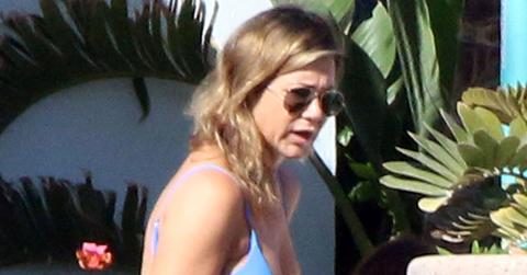 Exclusive… Premium: Jennifer Aniston Celebrates Birthday With Friends At Los Cabos Resort **NO USE W/O PRIOR AGREEMENT – CALL FOR PRICING**