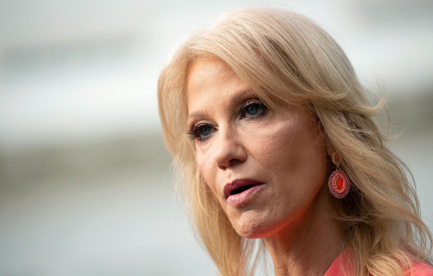 melania trump wants kellyanne conway donald campaign carries workload