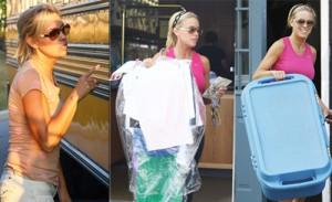 2010__08__Kate_Gosselin_Aug16_main 300×183.jpg