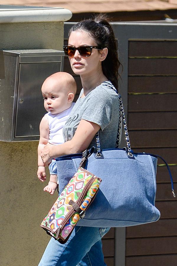 rachel bilson baby first photo