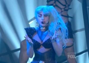 2011__07__Lady_Gaga_July_29newsbt 300×211.jpg