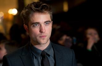 Robert pattinson nov21nea.jpg