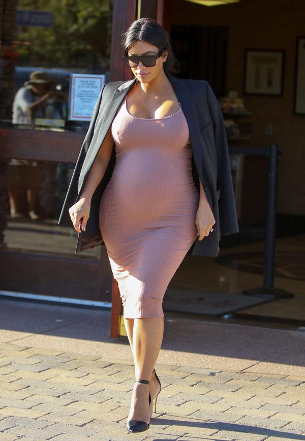 Kanye west controlling kim kardashian pregnancy wardrobe