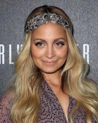 2011__09__Nicole Richie Sept21neb 200×300.jpg