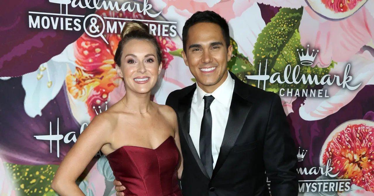 Photo of Alexa and Carlos PenaVega.