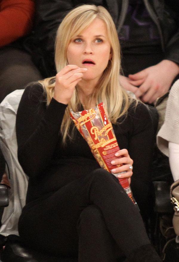 Reese Witherspoon Eating