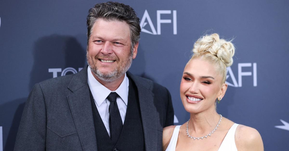 Gwen Stefani Calls Boyfriend Blake Shelton Her 'Favorite' in Sweet  Valentine's Day Post