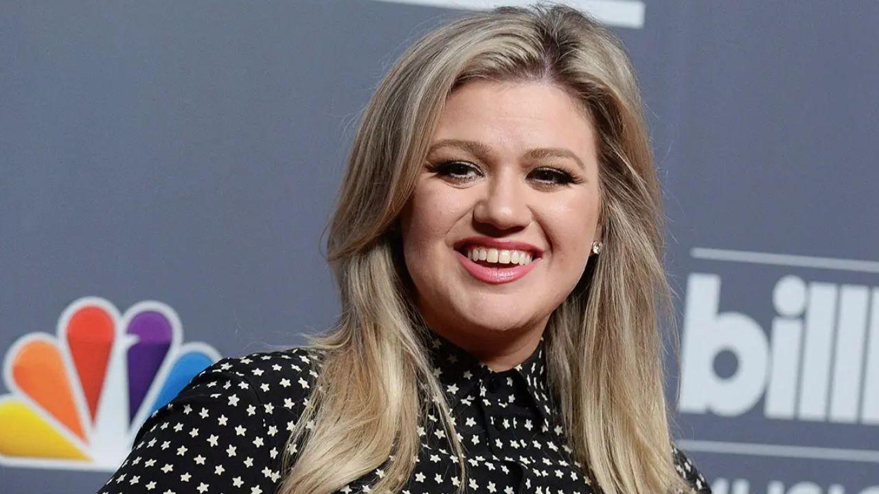 image of Kelly Clarkson