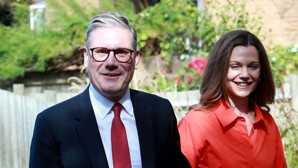 Image of Keir Starmer dedicated to being the best husband to wife Victoria Starmer.