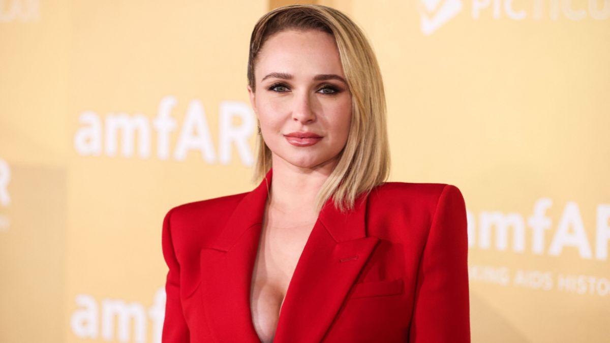 Image of Hayden Panettiere's memoir exposed harsh traumas of the actress' life.