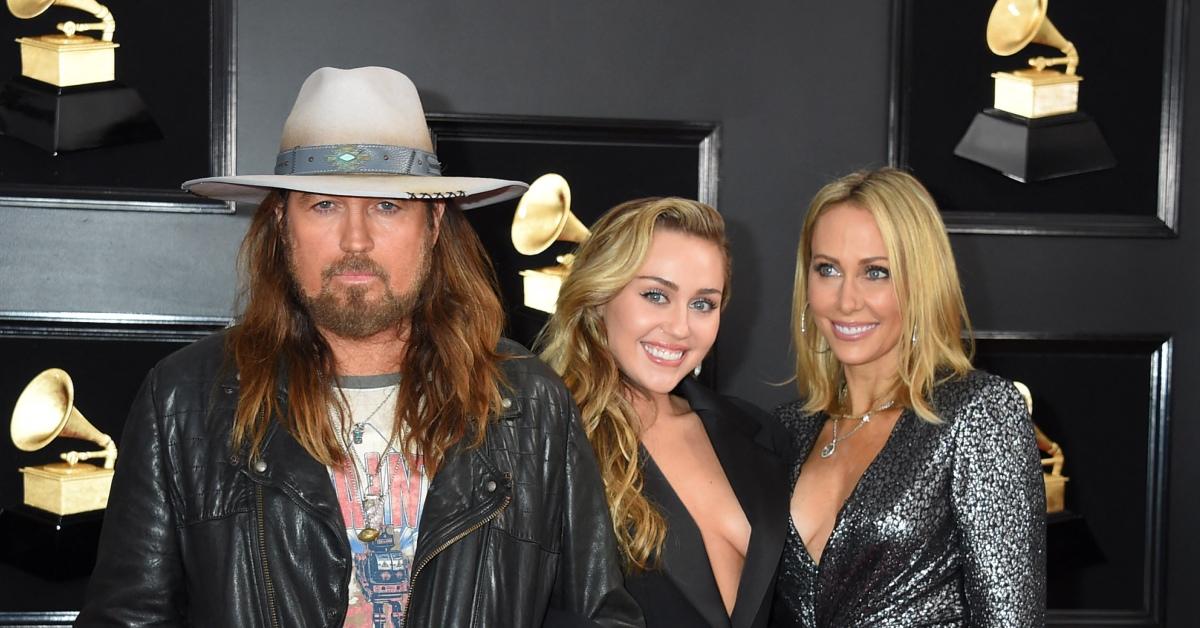 miley cyrus brings mom tish  grammys feud dad billy ray