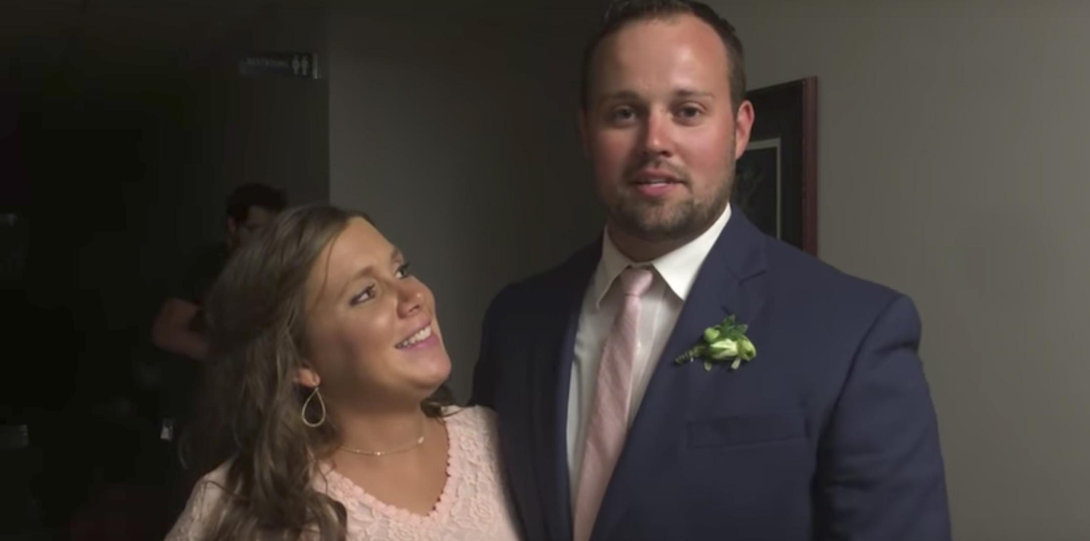 Josh anna duggar video message joe kendra so awkward wedding newlyweds hero