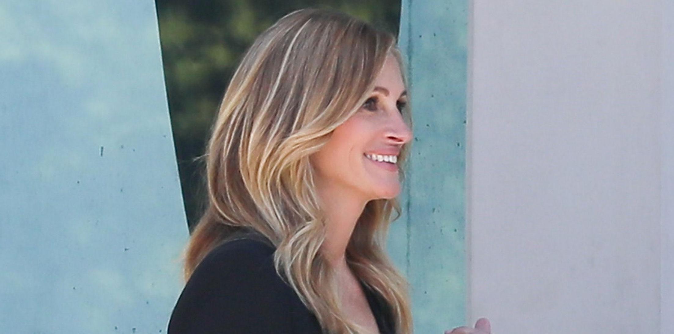 [PICS] Pretty Woman! Julia Roberts Proves Age Is Nothing But A Number