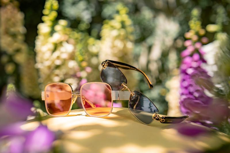 color changing chamelo euphoria and aura sunglasses together