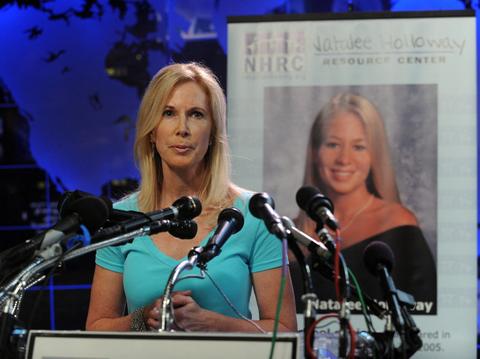 natalee holloway suspect joran van der sloot reveal details death plea deal