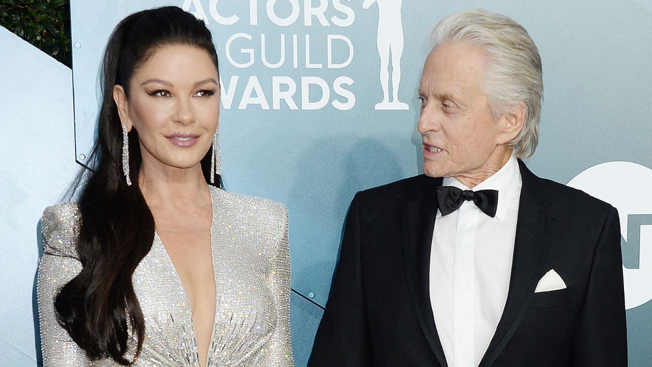 Image of Catherine Zeta-Jones and Michael Douglas. 