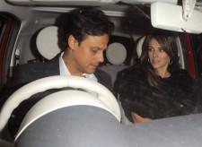 2010__01__Elizabeth_Hurley_Jan26_61 225×164.jpg