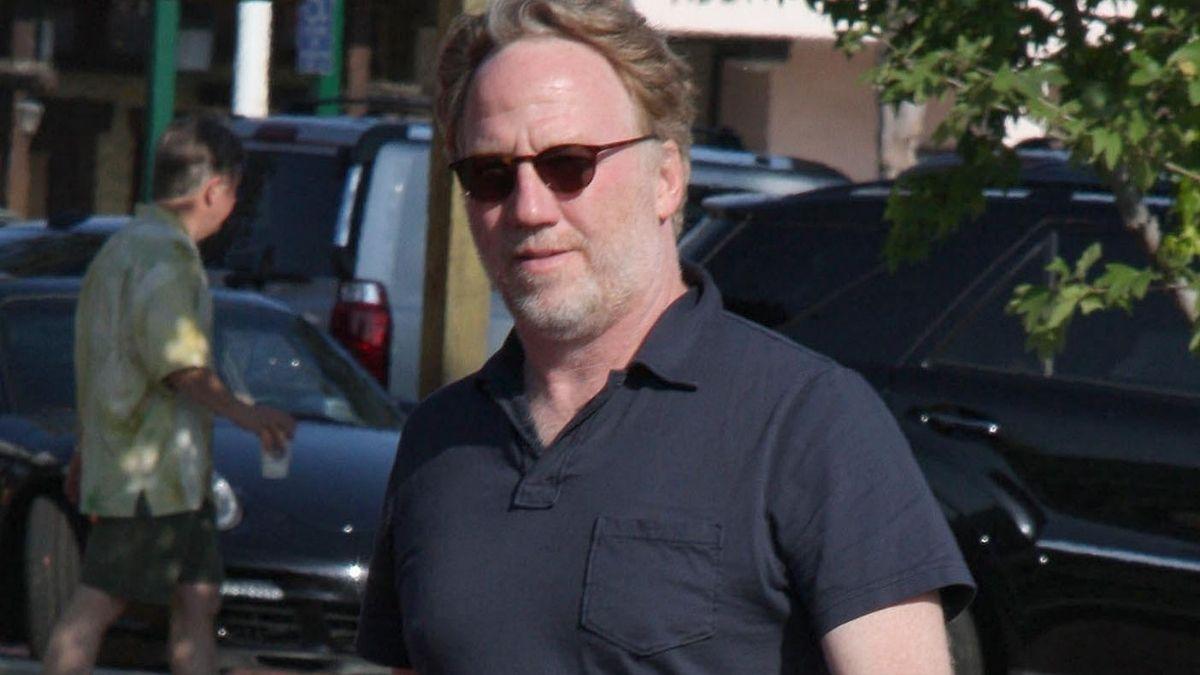 image of Timothy Busfield 